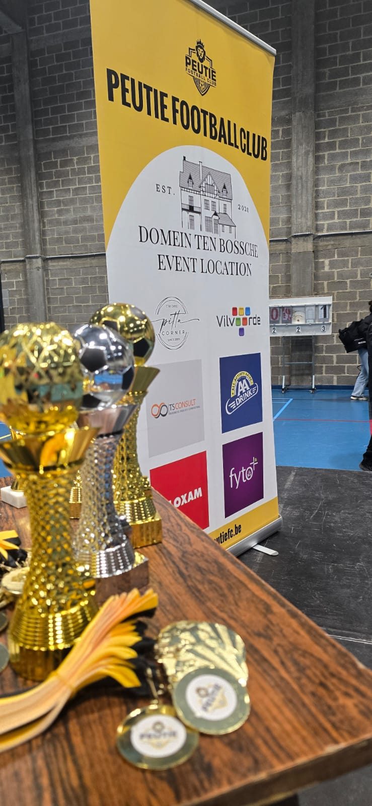 Bekers en spandoeken van Peutie FC Futsal